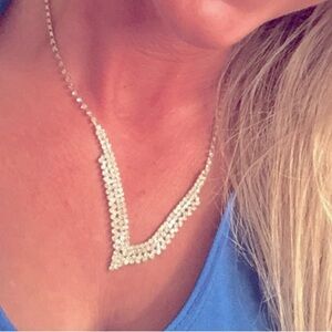 Captivating Glamorous V Shaped Adjustable Diamond Necklace is a true showstopper